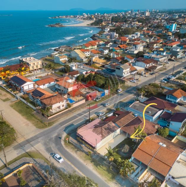 Casa à venda  no Balneário Brasilia - Itapoá, SC. Imóveis