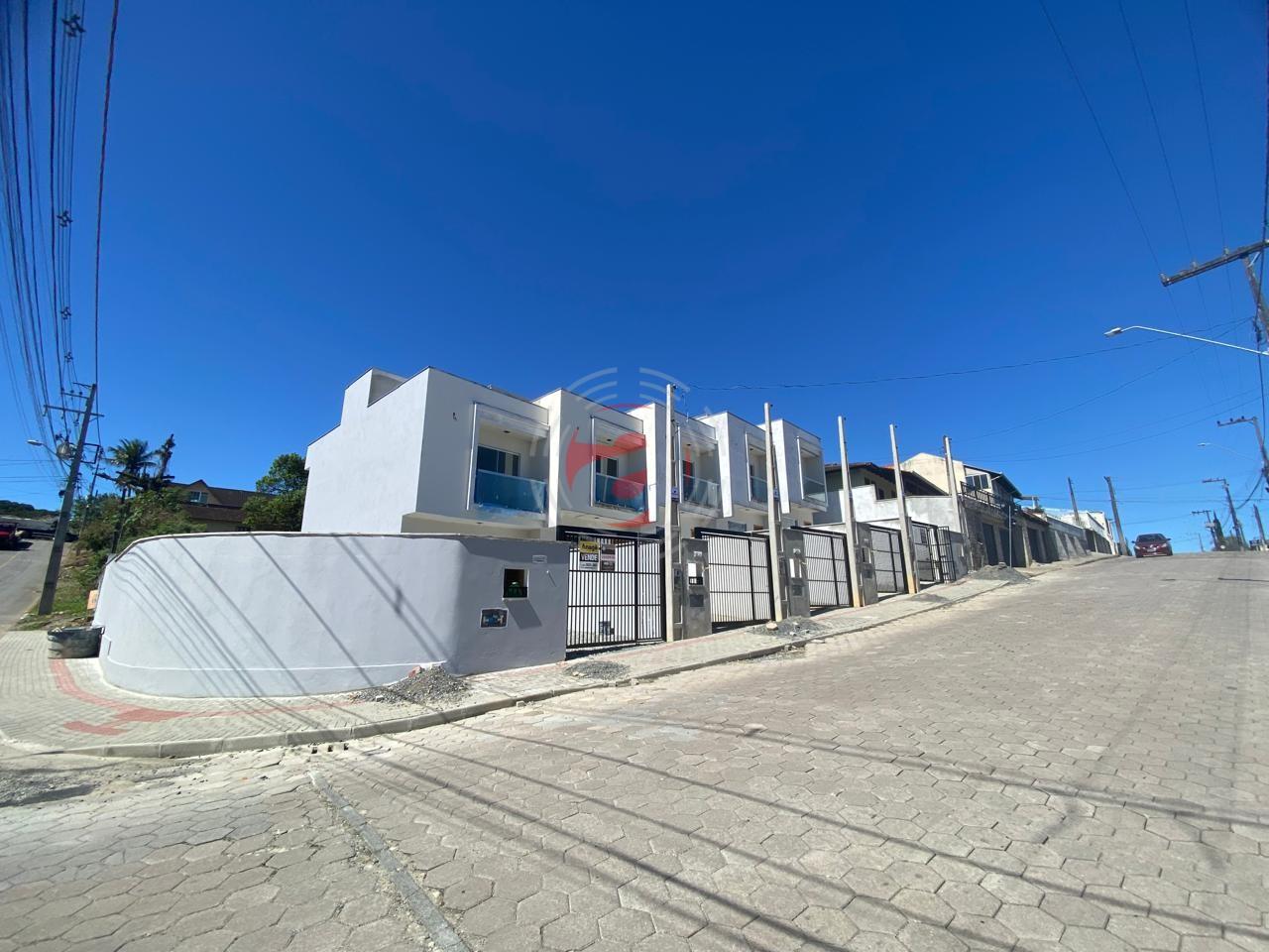 Casa com 2 Dormitórios à venda, 78 m² por R$ 520.000,00 Casa com 2 Dormitórios à venda, 78 m² por R$ 520.000,00