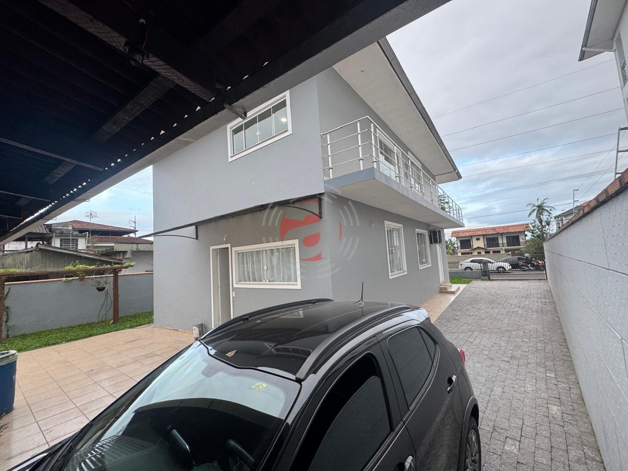 Casa com 3 Dormitórios à venda, 211 m² por R$ 1.150.000,00 Casa com 3 Dormitórios à venda, 211 m² por R$ 1.150.000,00
