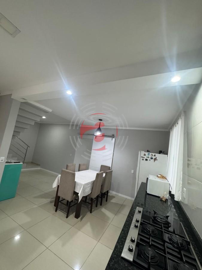 Casa com 3 Dormitórios à venda, 211 m² por R$ 1.150.000,00 Casa com 3 Dormitórios à venda, 211 m² por R$ 1.150.000,00