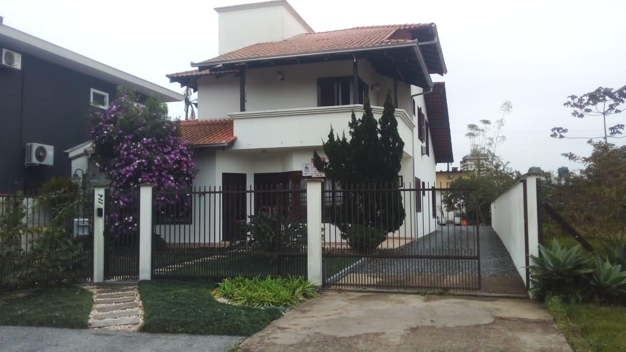 Casa  venda  no Anita Garibaldi - Joinville, SC. Imveis